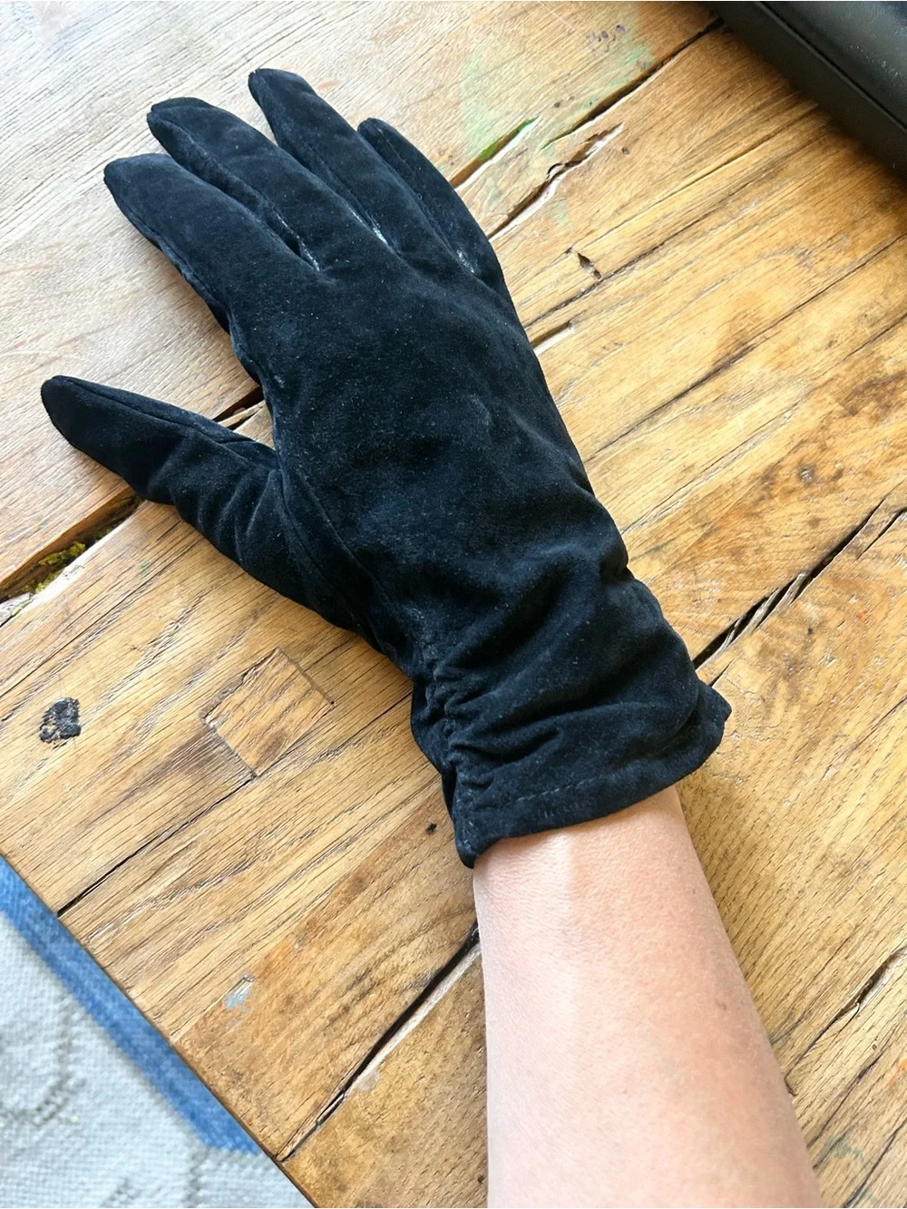 Vintage Coldwater Creek Black Suede real leather women’s Gloves large